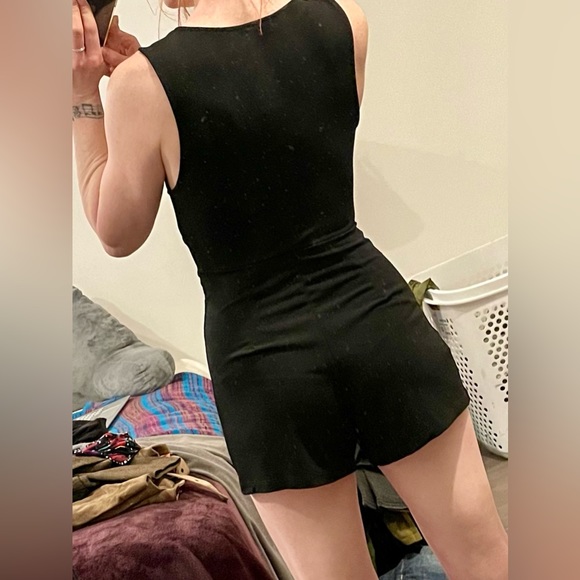 SILENCE AND NOISE (m) CrissCross Front Romper - Picture 3 of 5